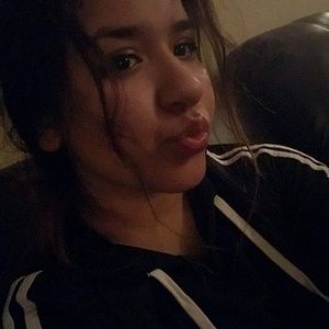 Meet your Posher, Maribel